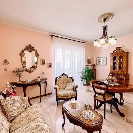 Borgo Antico 아파트 아테싸