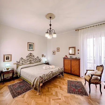 Borgo Antico Apartment *